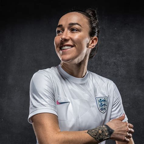 Free lucy bronze nude Porn